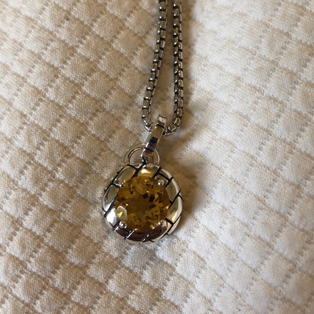 Gold stone Pendant necklace